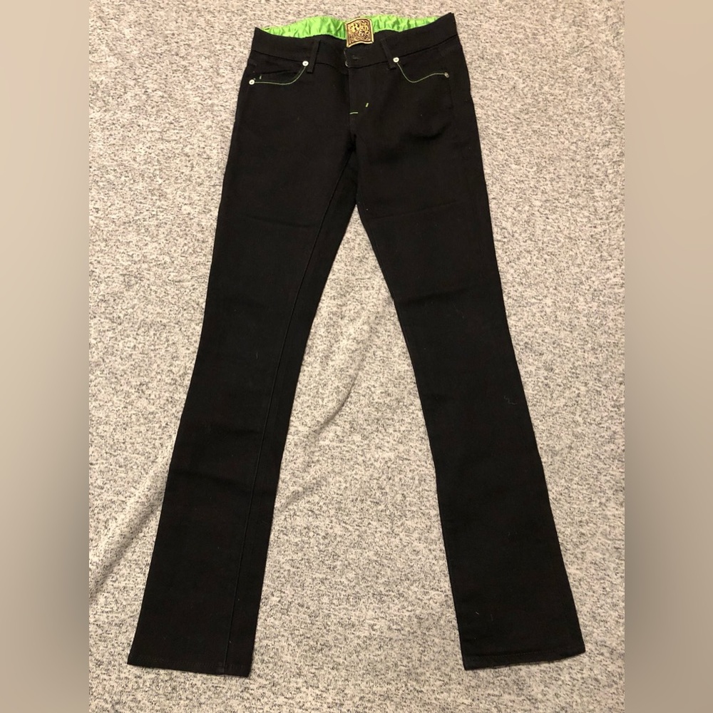 RICH & SKINNY BLACK STRAIGHT LEG JEAN